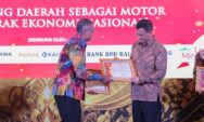Gubernur Ahmad Luthfi Dinobatkan Sebagai Tokoh Penggerak UMKM dan Ekonomi Kreatif