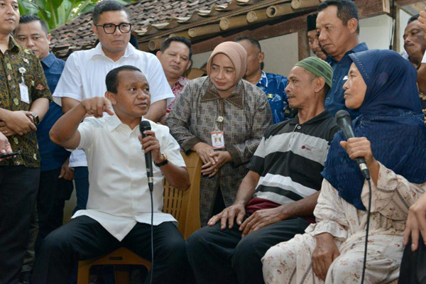 Mohammad Saleh Dampingi Menteri ESDM Bahlil Lahadalia, Tinjau Bantuan Listrik Desa di Purworejo