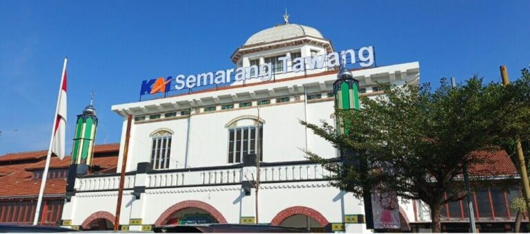 Stasiun Semarang Tawang