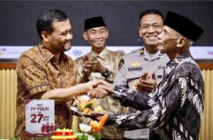 Gubernur Ahmad Luthfi 