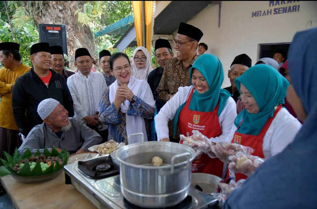 Sedekah Bumi dan Haul Mbah Senari