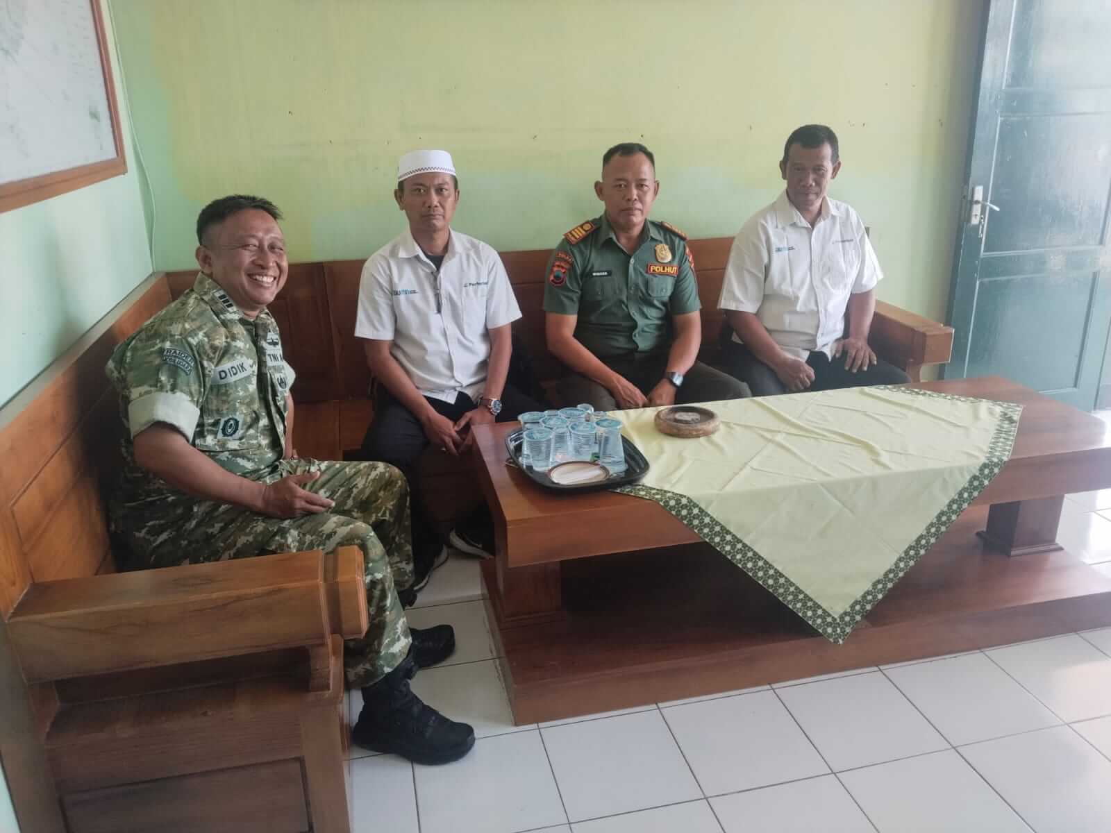 Perhutani Blora bersama Koramil Japah
