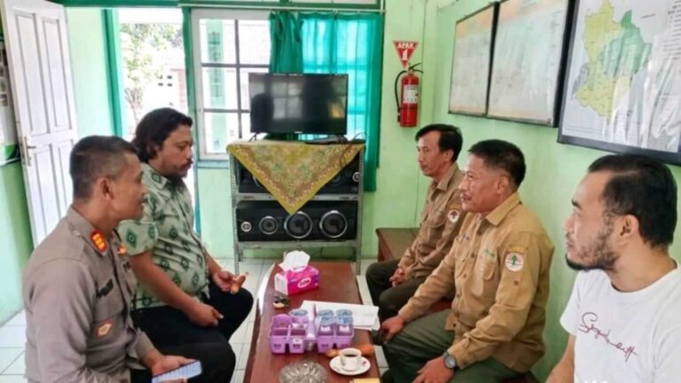 Perhutani Kebonharjo dan Polsek Sale