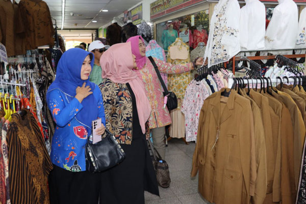 Komisi B Soroti Sepinya Penjualan di Pusat-pusat Perbelanjaan