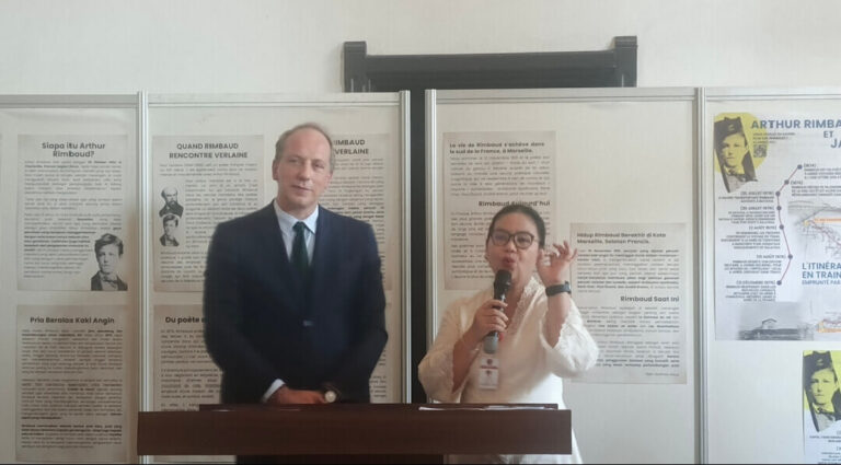 Agustina Wilujeng Pramestuti