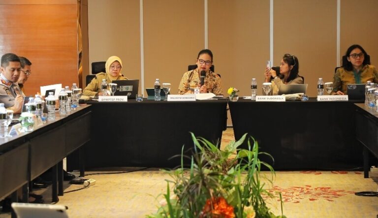 Wali Kota Agustina