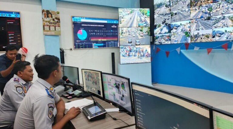 Petugas ATCS Dishub Kota Semarang