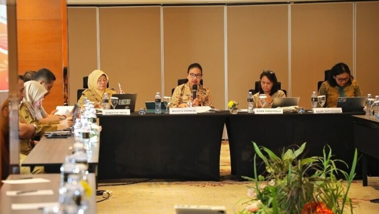 Wali Kota Agustina