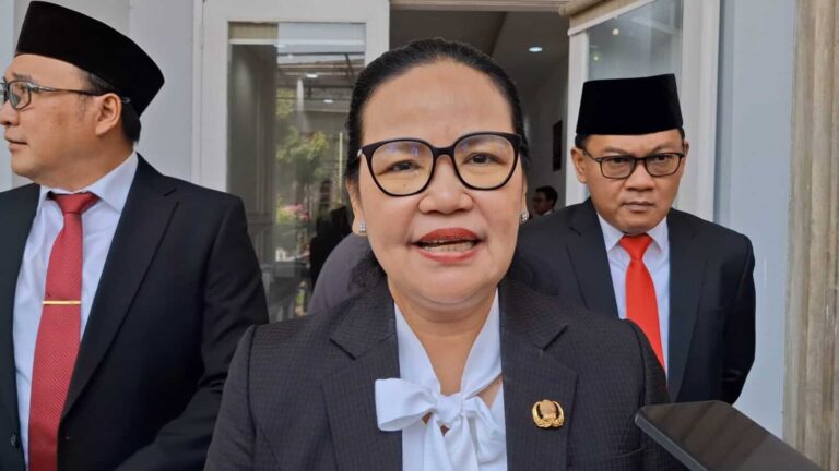 Agustina Wilujeng Pramestuti