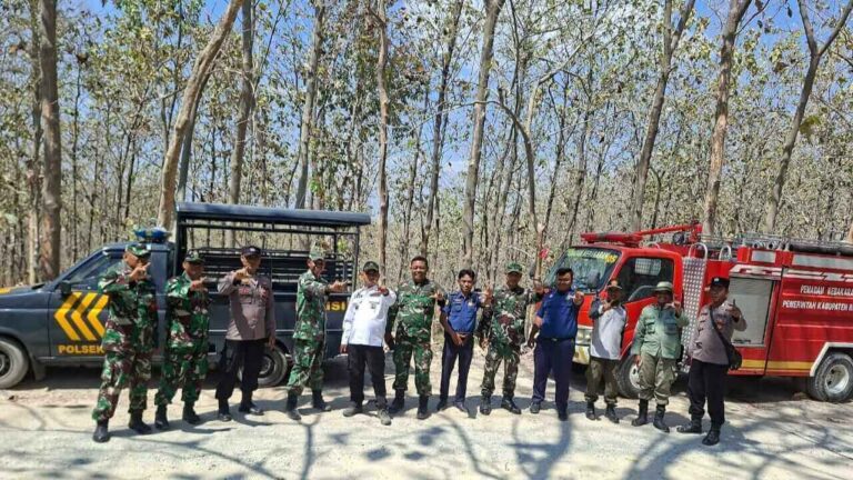 Perhutani Kebonharjo Apel Siaga Karhutla