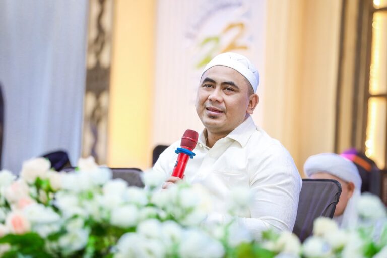 Taj Yasin Maimoen