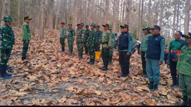 Perhutani Mantingan Bersama Koramil 03/Sulang