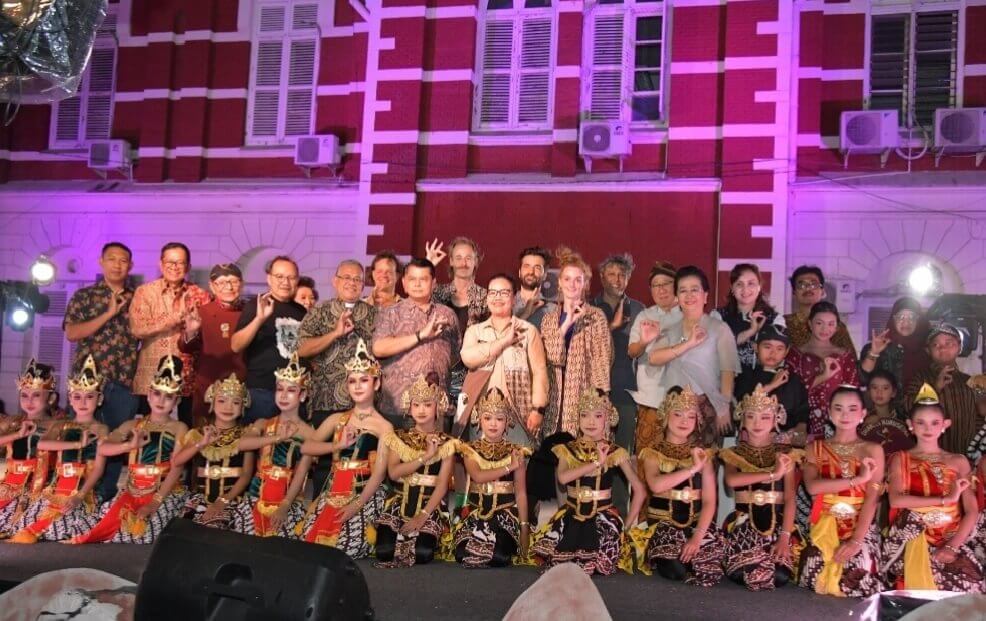 Wayang on the Street