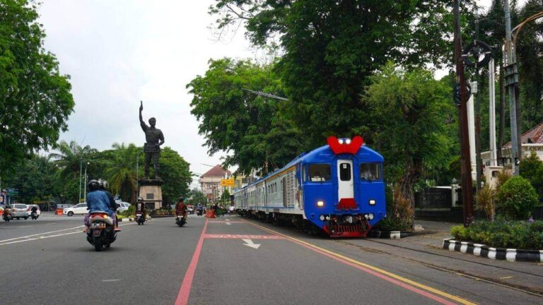 Transportasi Publik Kawasan Selatan Subosukawonosraten