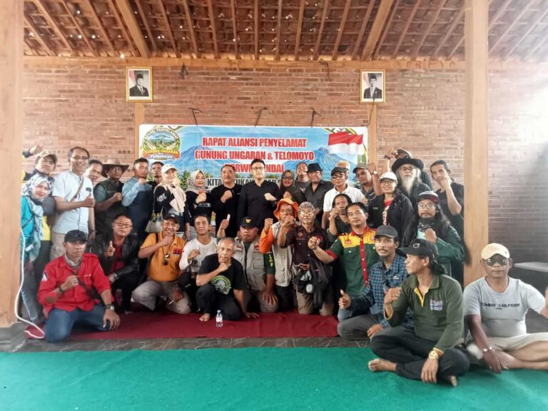 Korwil Kendal Aliansi Penyelamat Gunung Ungaran dan Telomoyo