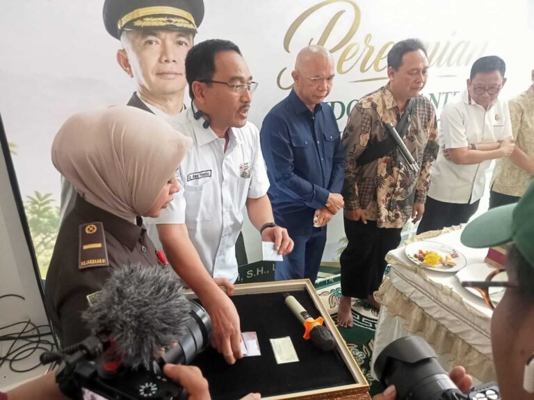 PMI Kota Semarang Luncurkan Kartu Donor Darah Braille
