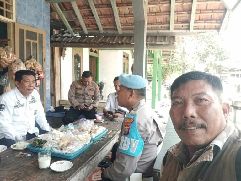Perhutani Kebonharjo Gelar Komsos di Desa Tawaran