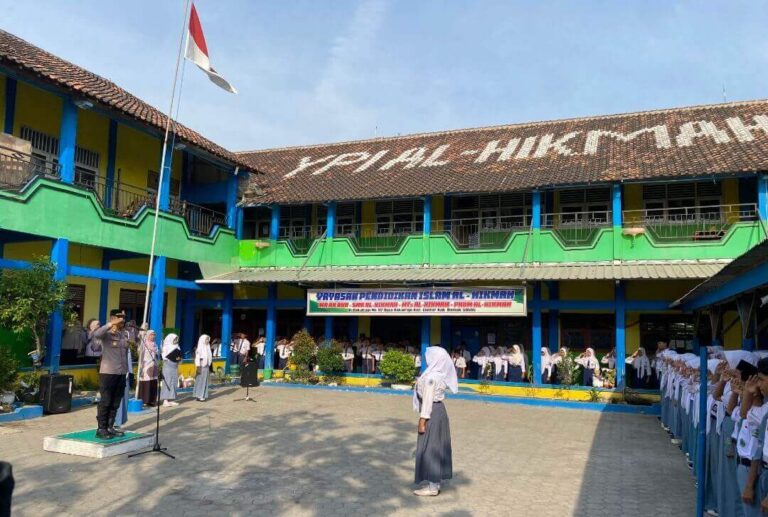 Polres Demak Perkuat Karakter Pelajar melalui Apel Kebangsaan