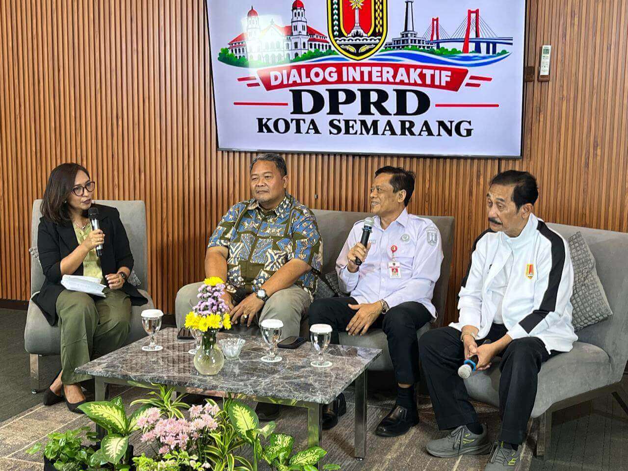 Dialog Interaktif Wahyoe Winarto