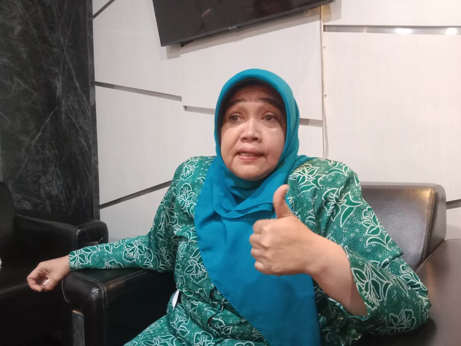 Lies Iswar Aminuddin