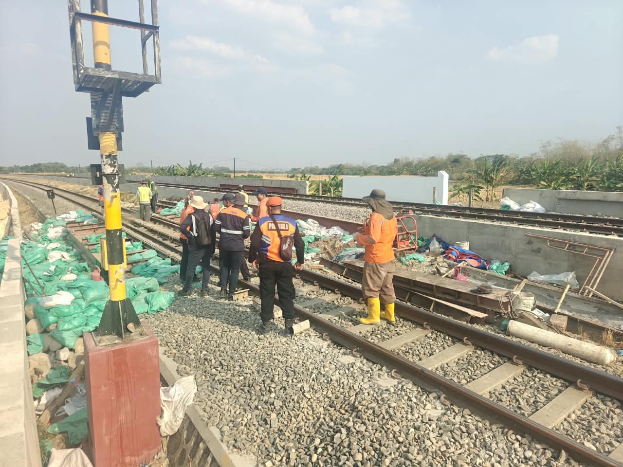 PT KAI Daop 4 Semarang mengintensifkan pemantauan Dapsus